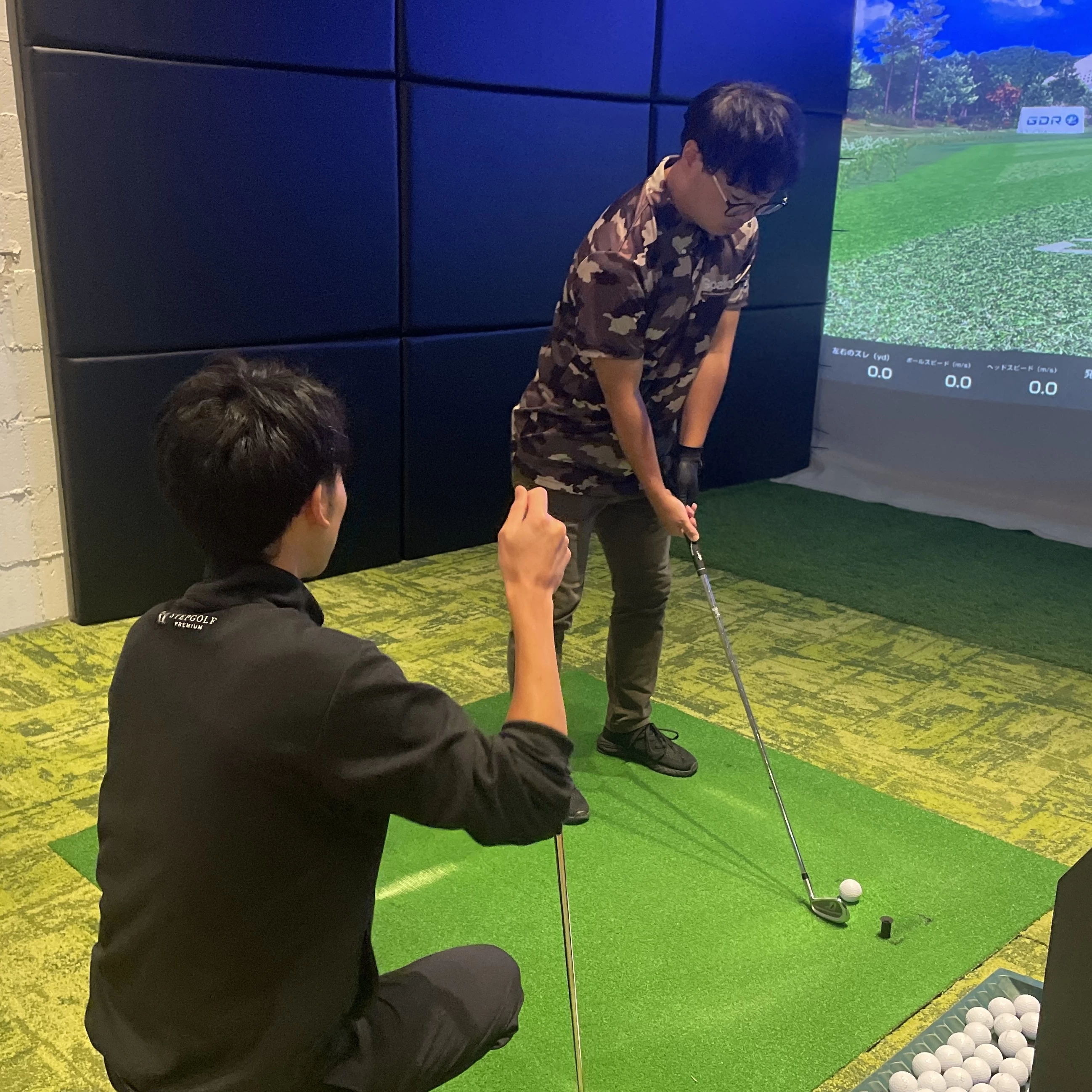 STEPGOLF体験】シミュレーションゴルフで個人レッスン！初心者から上級